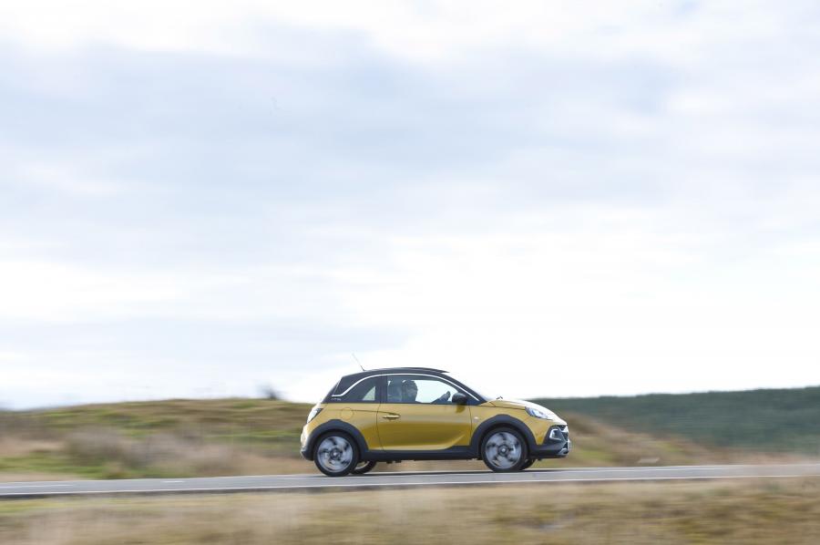  Vauxhall Adam Rocks Air 2014 года  (фото 36 из 94)